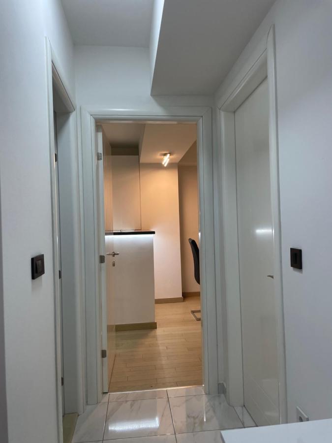Luka Apartments Flatiron Skopje Exterior photo